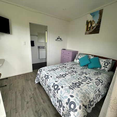 Mel'S Cabins Kerikeri Bagian luar foto
